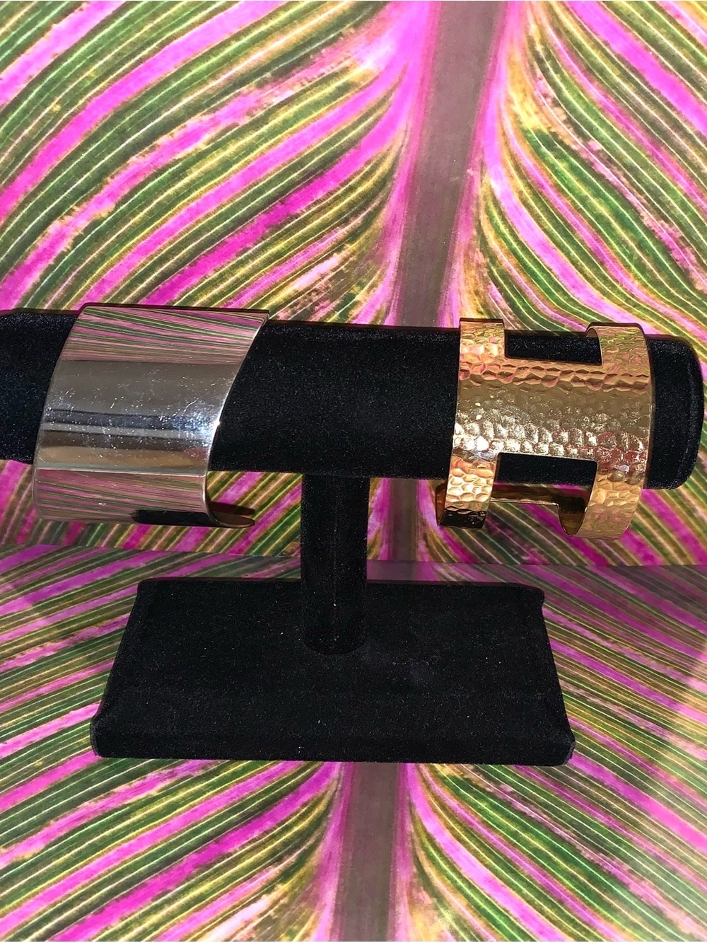 Bracelet Cuffs Gold and Silver - Picture 1 of 3